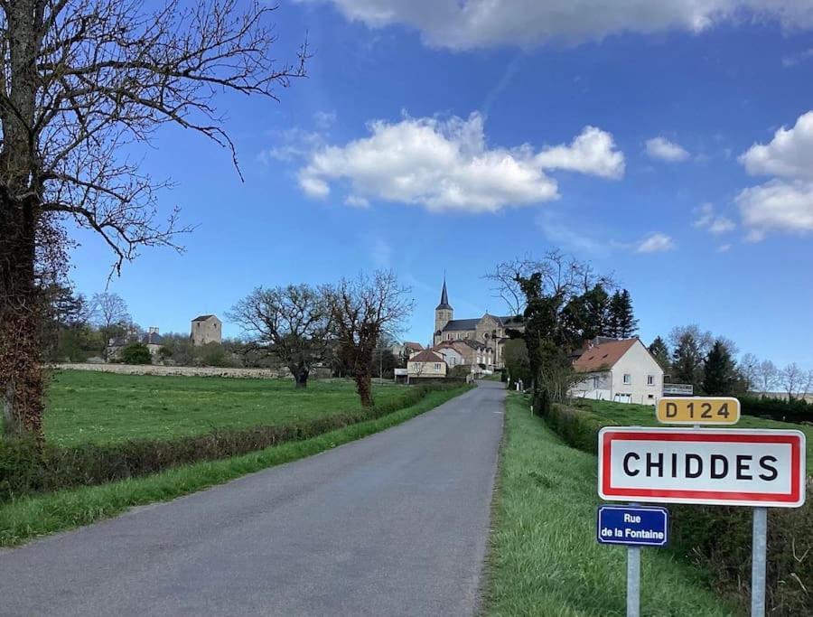 Le Gite De La Fontaine Chiddes 外观 照片
